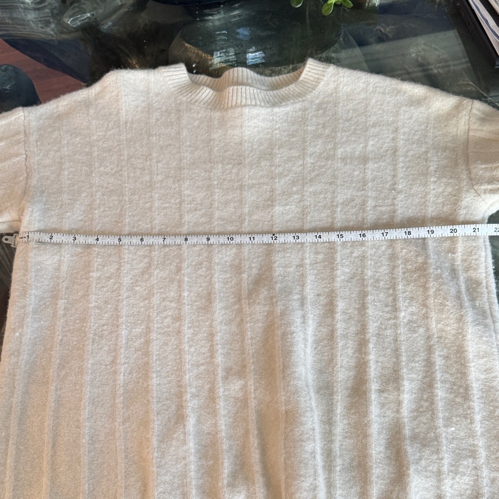 Reformation Ivory Long Sleeve Sweater - Picture 4 of 12